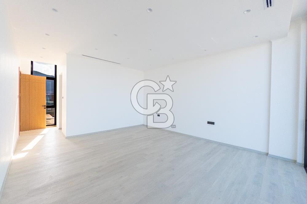 KKTC Girne Çatalköy Bölgesinde Türk Koçanlı Denize Sıfır Lüks 4+1 Villalar