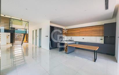 KKTC Girne Çatalköy Bölgesinde Türk Koçanlı Denize Sıfır Lüks 4+1 Villalar