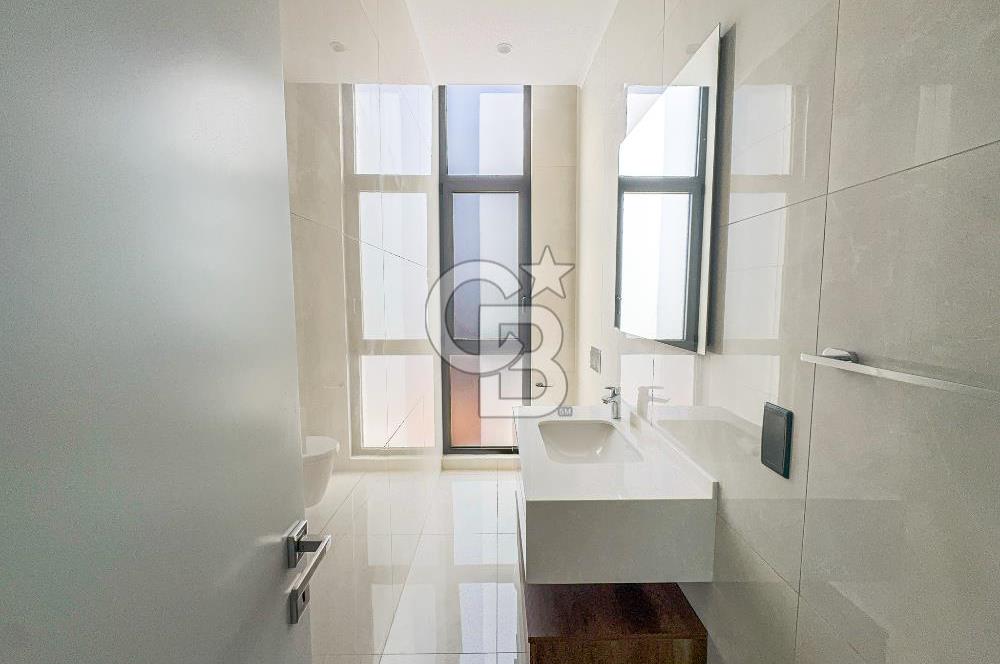 KKTC Girne Çatalköy Bölgesinde Türk Koçanlı Denize Sıfır Lüks 4+1 Villalar