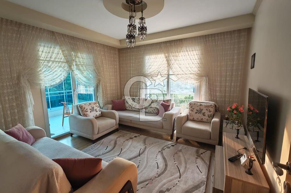 Ulukent Çamlıca Sitesinde 160 m2 Kullanım Alanlı Satılık 3+1