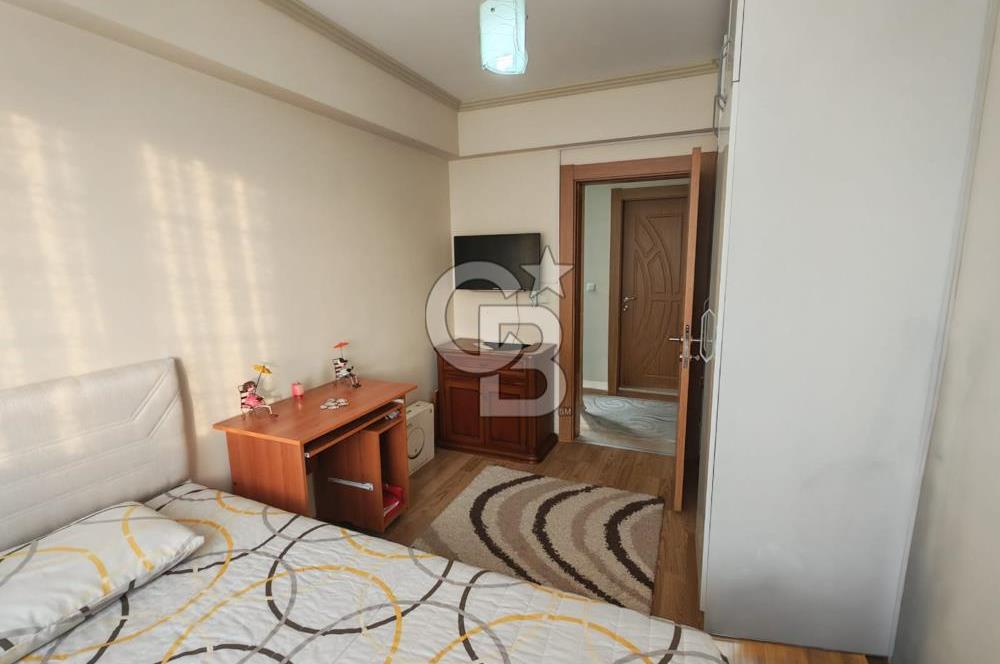 Ulukent Çamlıca Sitesinde 160 m2 Kullanım Alanlı Satılık 3+1