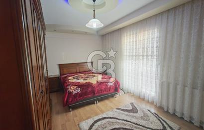 Ulukent Çamlıca Sitesinde 160 m2 Kullanım Alanlı Satılık 3+1