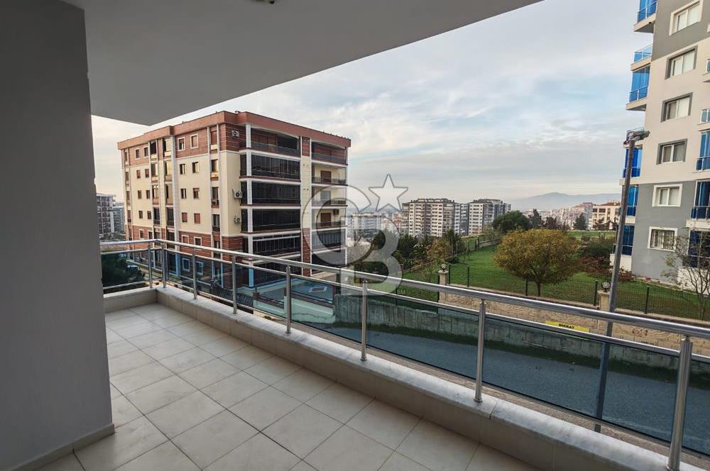 Ulukent Çamlıca Sitesinde 160 m2 Kullanım Alanlı Satılık 3+1