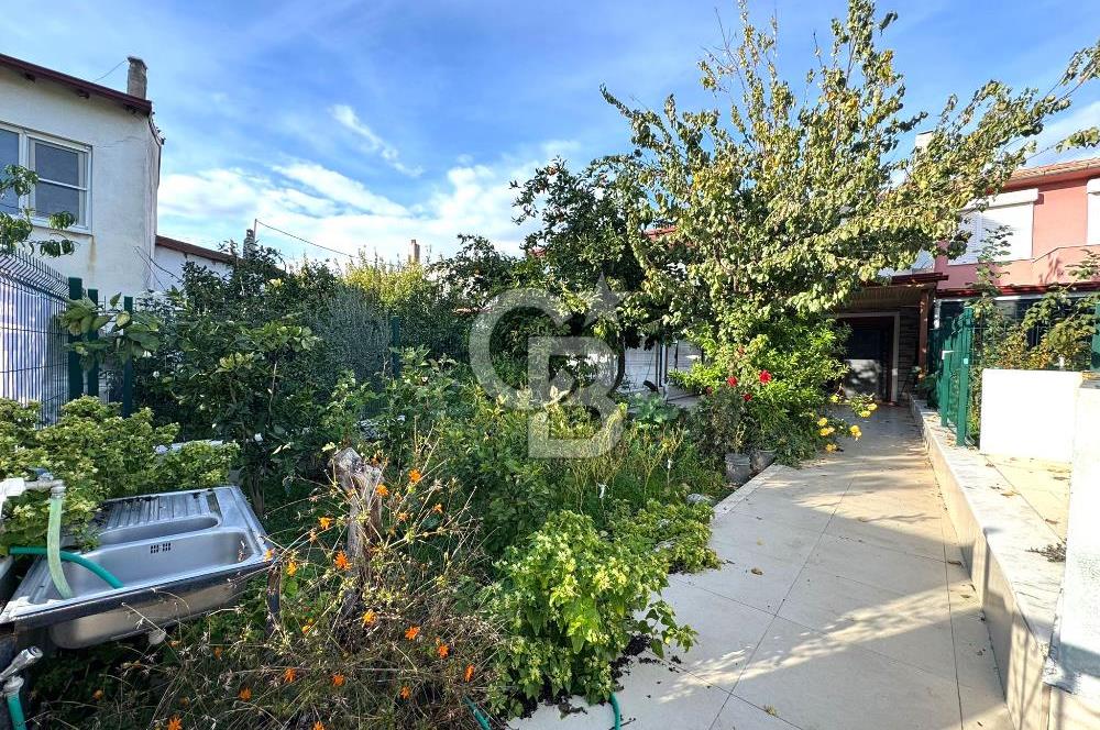 GÜRE TAHTAKUŞLAR'DA, DENİZE 100 mt MESAFEDE UYGUN 2+1 VİLLA