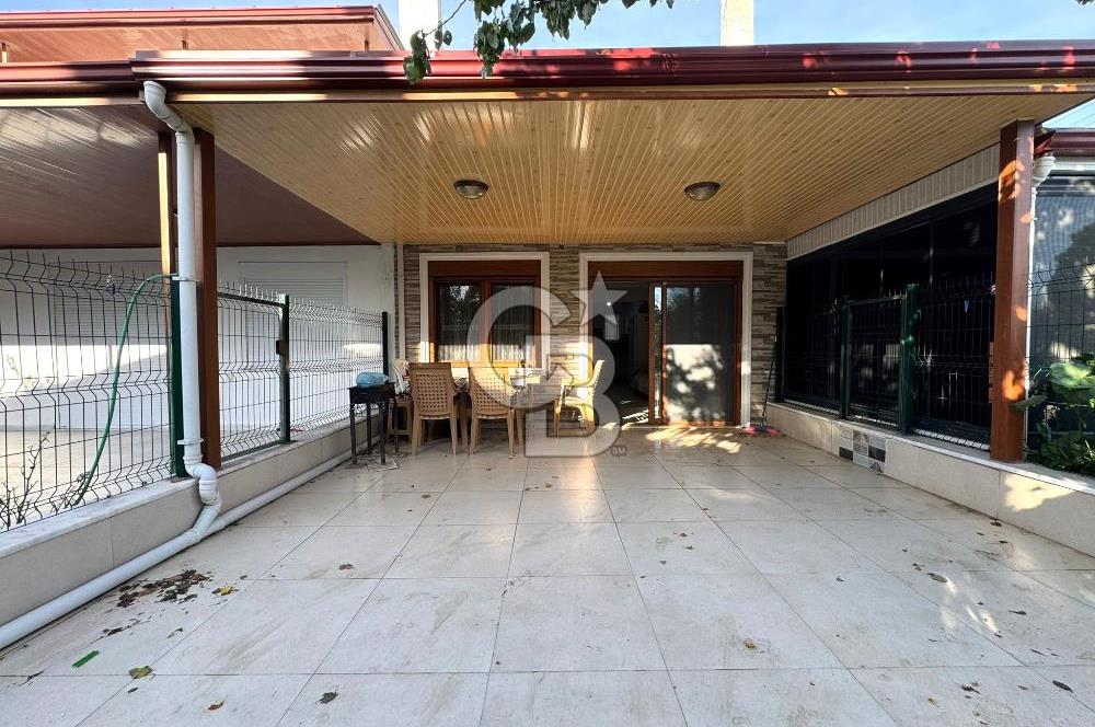 GÜRE TAHTAKUŞLAR'DA, DENİZE 100 mt MESAFEDE UYGUN 2+1 VİLLA