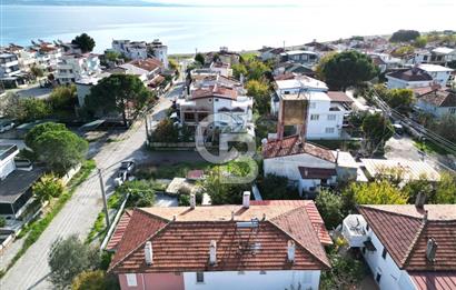 GÜRE TAHTAKUŞLAR'DA, DENİZE 100 mt MESAFEDE UYGUN 2+1 VİLLA