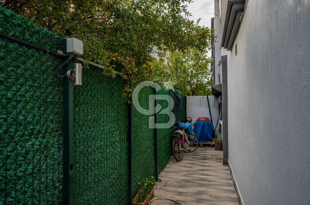 GAZİEMİR DOKUZ EYLÜL 5 + 1 TRİPLEKS SATILIK VİLLA