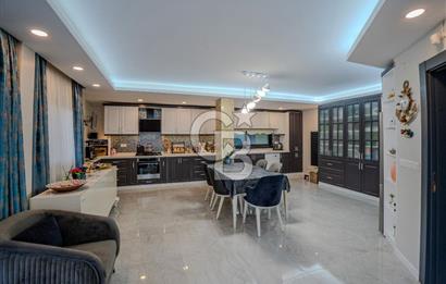 GAZİEMİR DOKUZ EYLÜL 5 + 1 TRİPLEKS SATILIK VİLLA