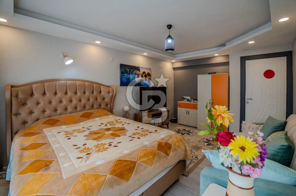 GAZİEMİR DOKUZ EYLÜL 5 + 1 TRİPLEKS SATILIK VİLLA