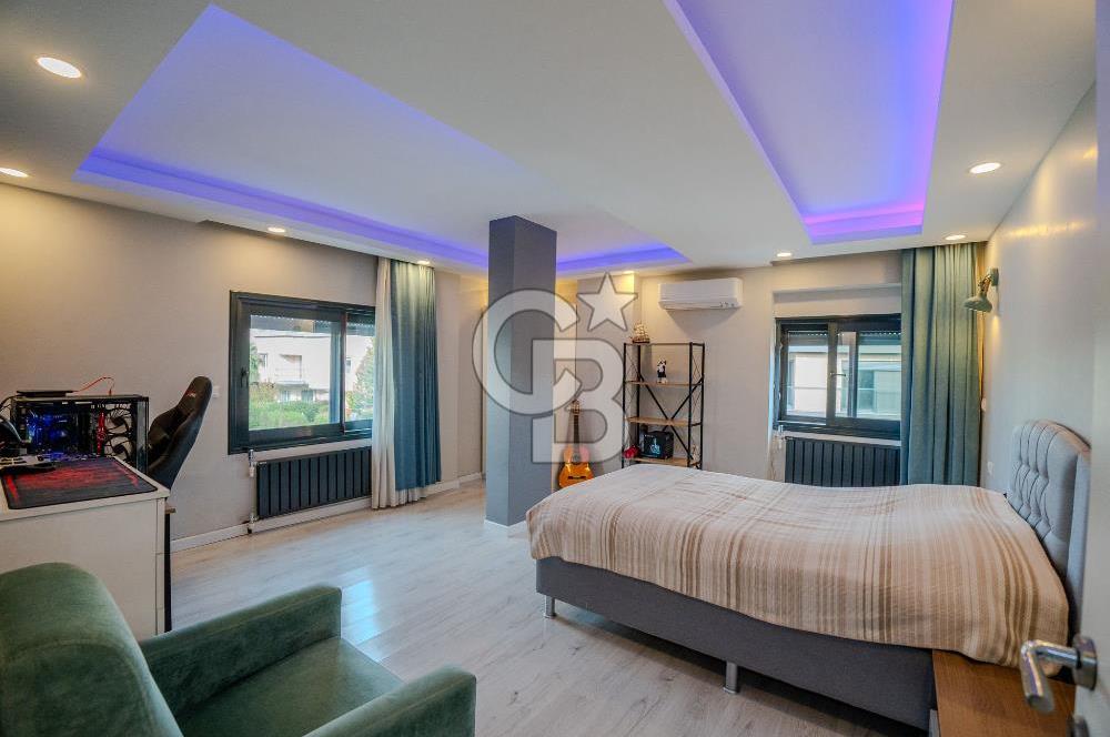 GAZİEMİR DOKUZ EYLÜL 5 + 1 TRİPLEKS SATILIK VİLLA