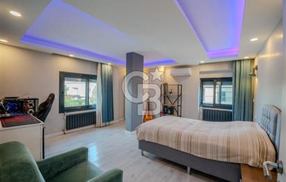 GAZİEMİR DOKUZ EYLÜL 5 + 1 TRİPLEKS SATILIK VİLLA