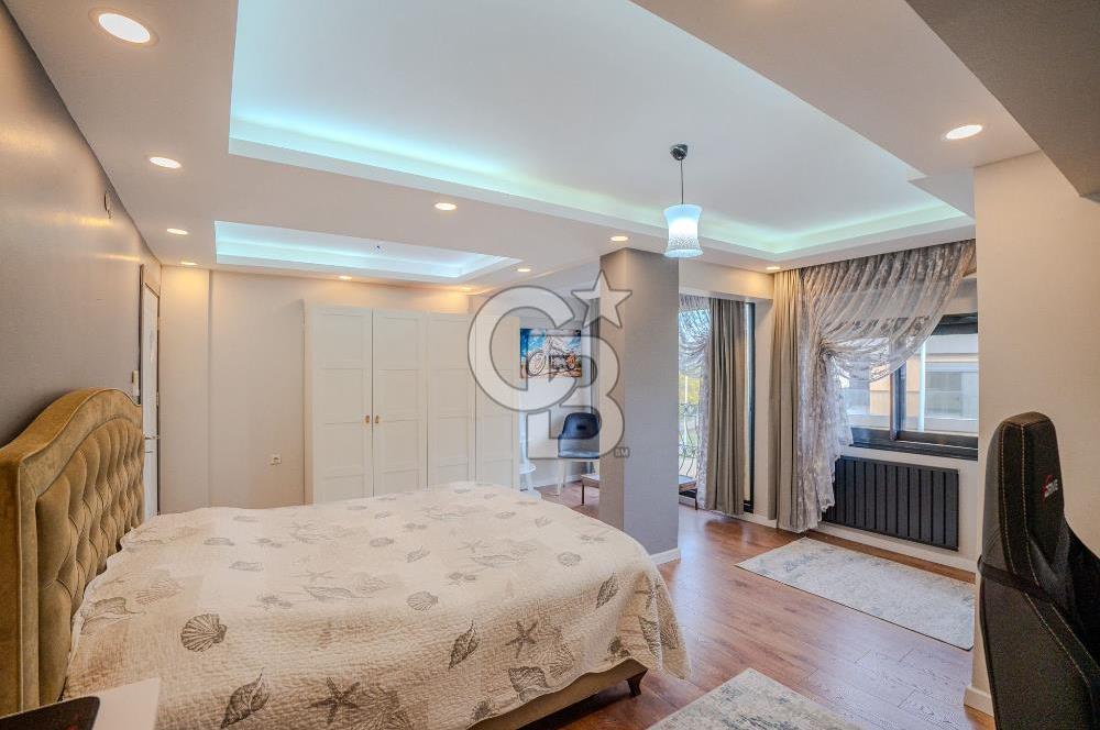 GAZİEMİR DOKUZ EYLÜL 5 + 1 TRİPLEKS SATILIK VİLLA