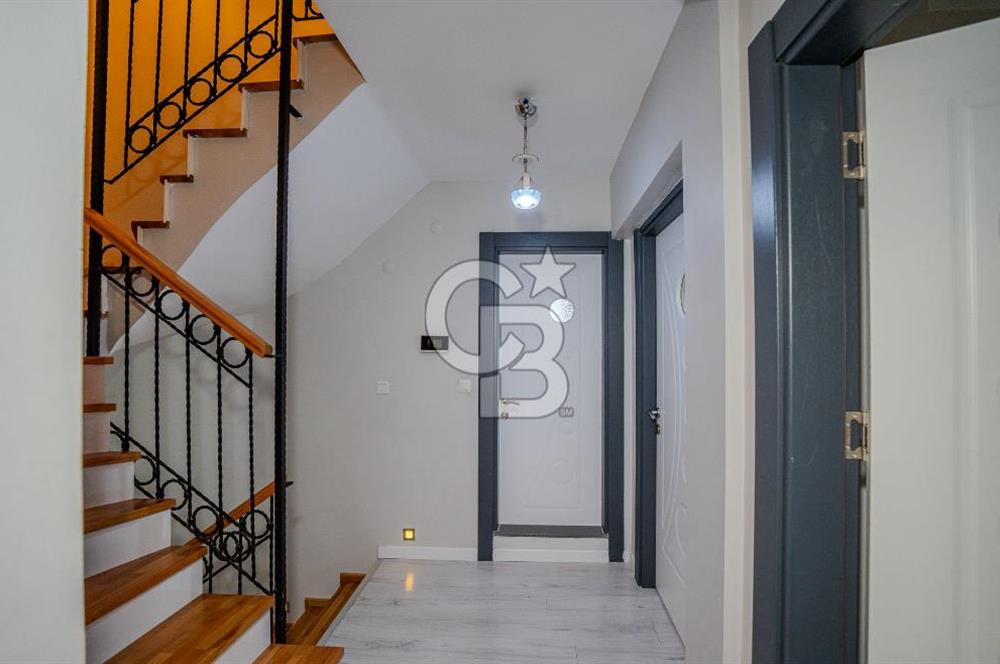 GAZİEMİR DOKUZ EYLÜL 5 + 1 TRİPLEKS SATILIK VİLLA