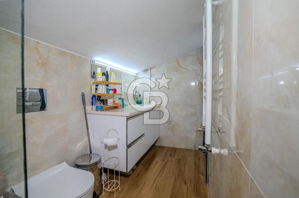 GAZİEMİR DOKUZ EYLÜL 5 + 1 TRİPLEKS SATILIK VİLLA