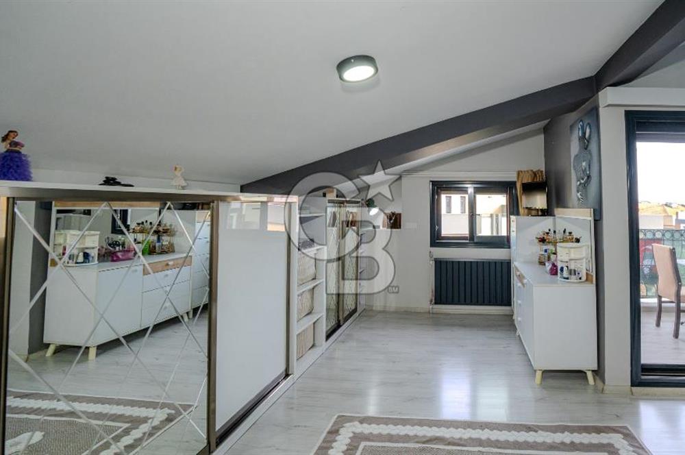 GAZİEMİR DOKUZ EYLÜL 5 + 1 TRİPLEKS SATILIK VİLLA