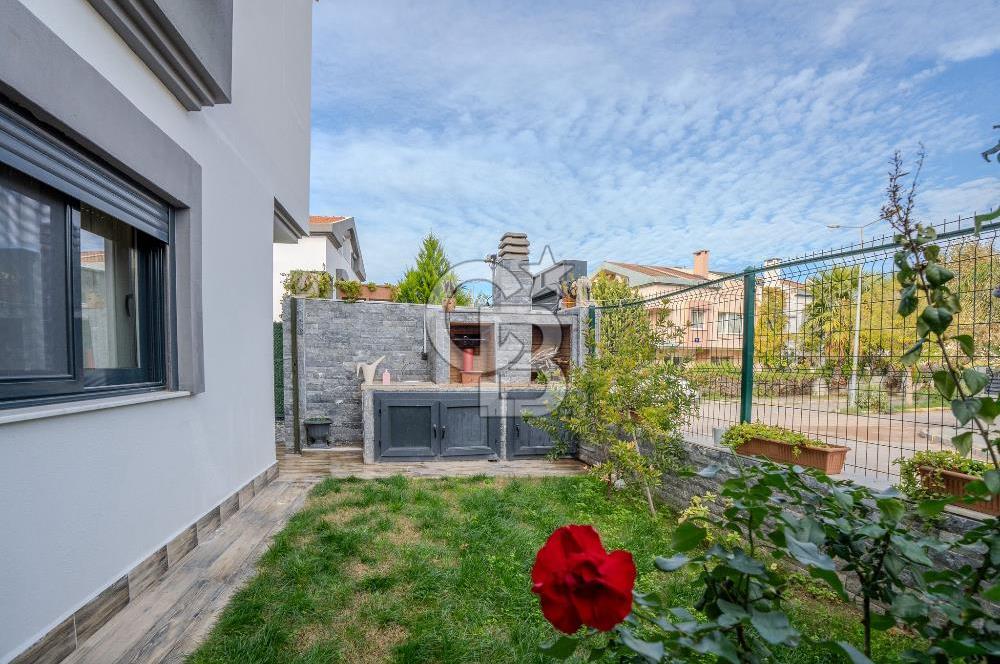 GAZİEMİR DOKUZ EYLÜL 5 + 1 TRİPLEKS SATILIK VİLLA