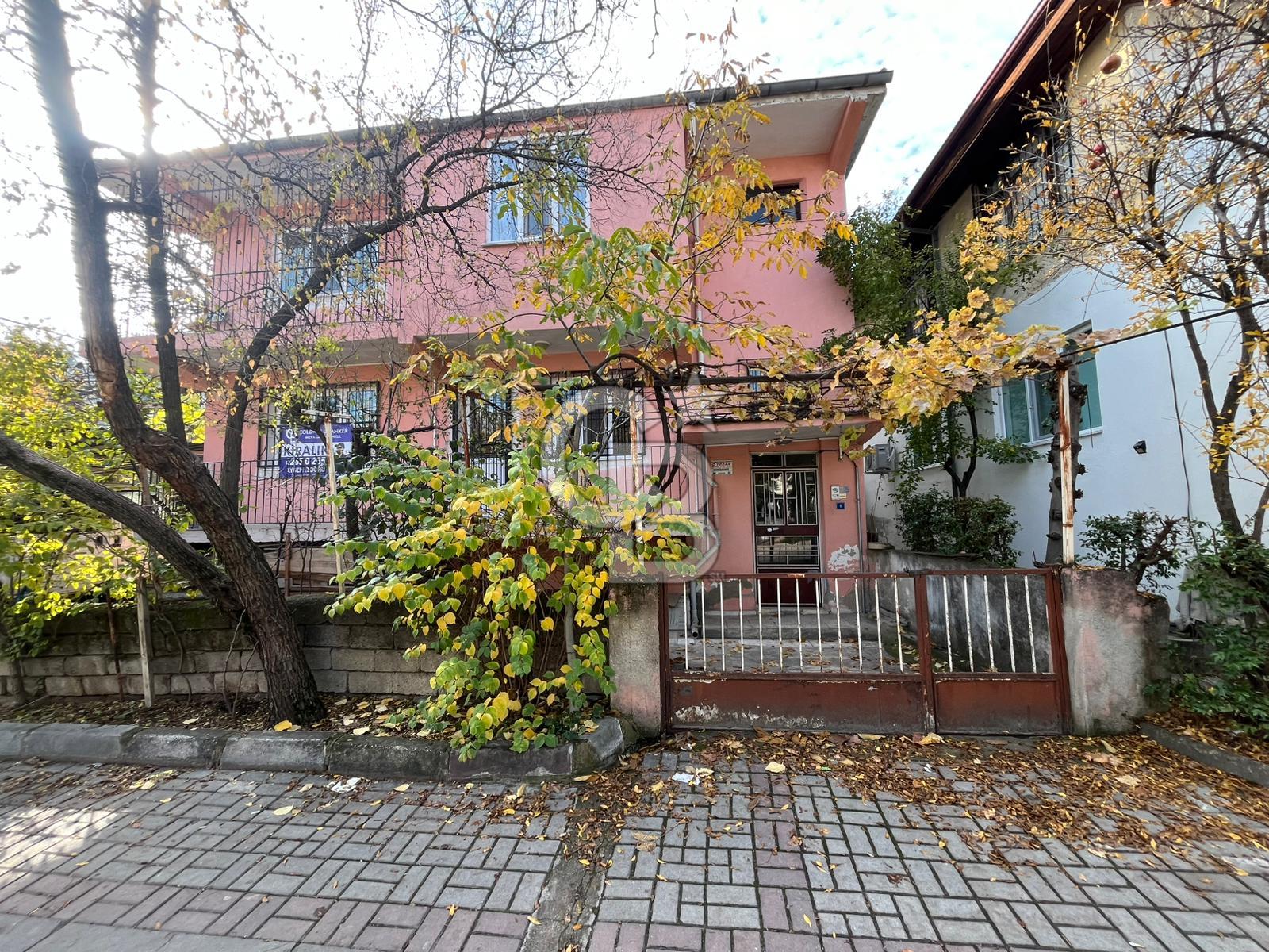 Kınıklı Çamlaraltı Mahallesi'nde 3+1 Kiralık Daire/Ofis