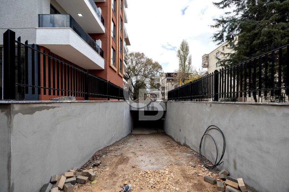 CB BLACK'TEN KÜKÜRTLÜ'DE METRO YAKININDA SATILIK DAİRE