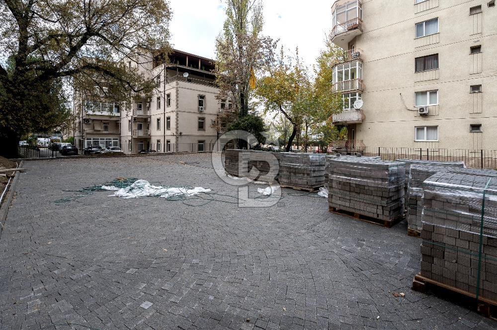 CB BLACK'TEN KÜKÜRTLÜ'DE METRO YAKININDA SATILIK DAİRE