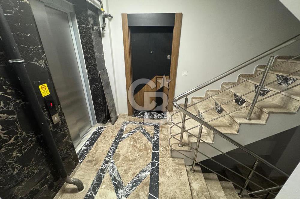 BOSTANLI'DA, YENİ BİNADA, ARA KAT, YENİ EŞYALI KİRALIK 2+1 DAİRE