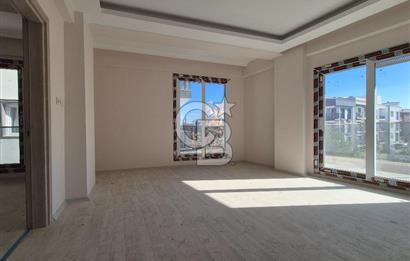 SEYREK MERKEZ DE ARAKAT ÖNÜ AÇIK SIFIR KİRALIK 1+1 DAİRE