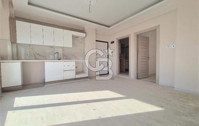 SEYREK MERKEZ DE ARAKAT ÖNÜ AÇIK SIFIR KİRALIK 1+1 DAİRE