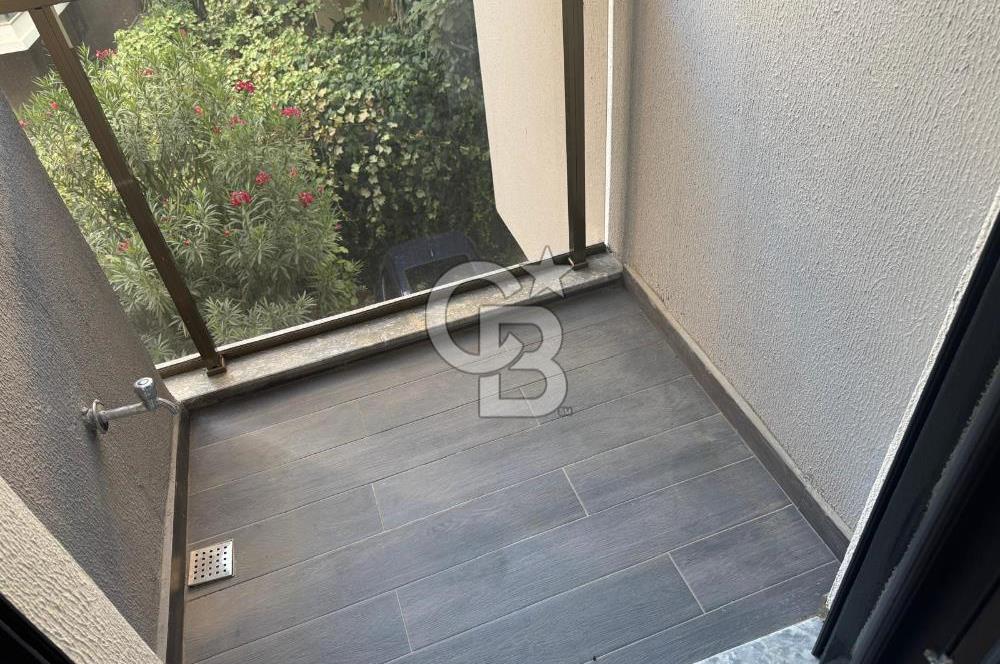 BOSTANLI'DA, YENİ BİNADA, ARA KAT, YENİ EŞYALI KİRALIK 2+1 DAİRE