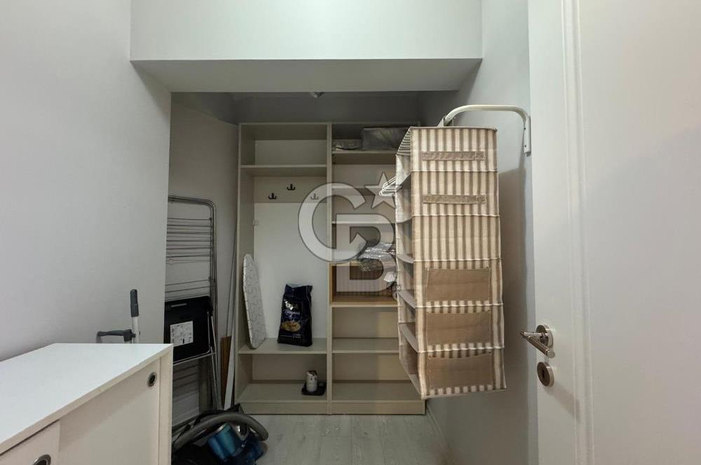 BOSTANLI'DA, YENİ BİNADA, ARA KAT, YENİ EŞYALI KİRALIK 2+1 DAİRE