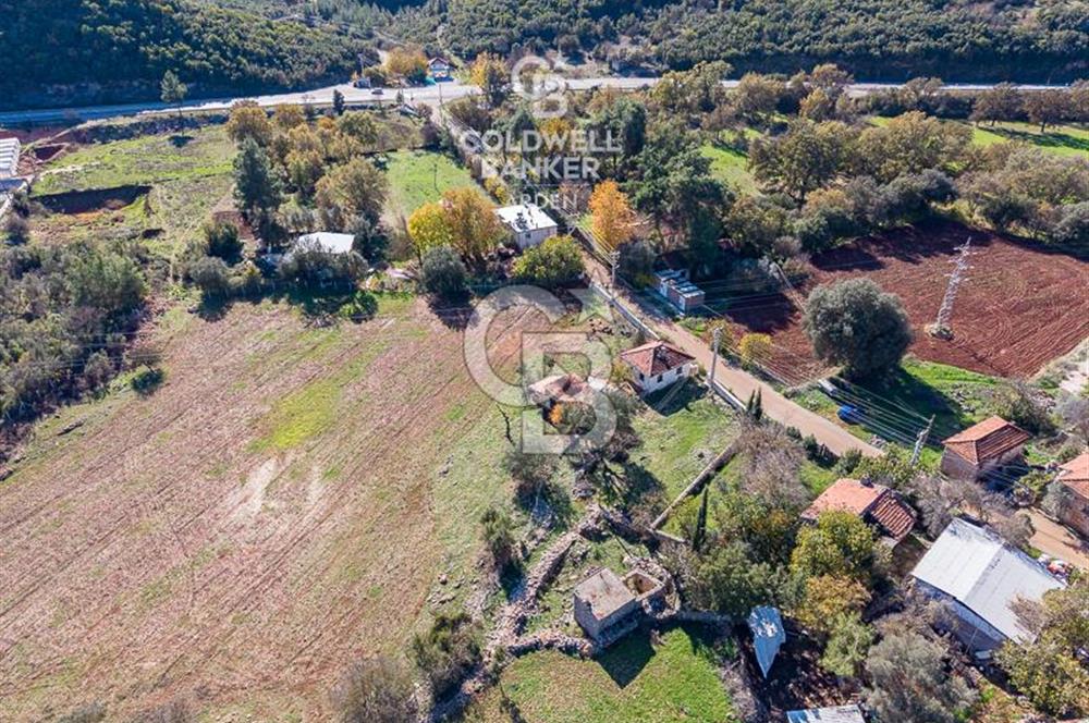 CB ARDENDEN ANTALYA DEMRE DAVAZLAR DA SATILIK KERPİÇ EV & BAHÇE