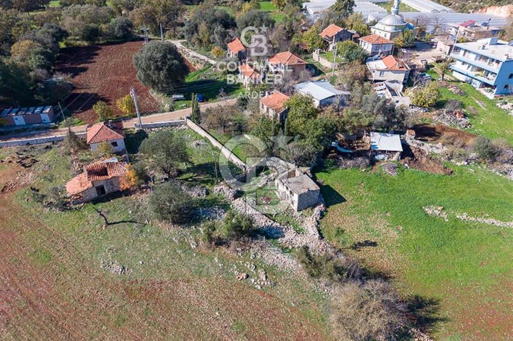 CB ARDENDEN ANTALYA DEMRE DAVAZLAR DA SATILIK KERPİÇ EV & BAHÇE