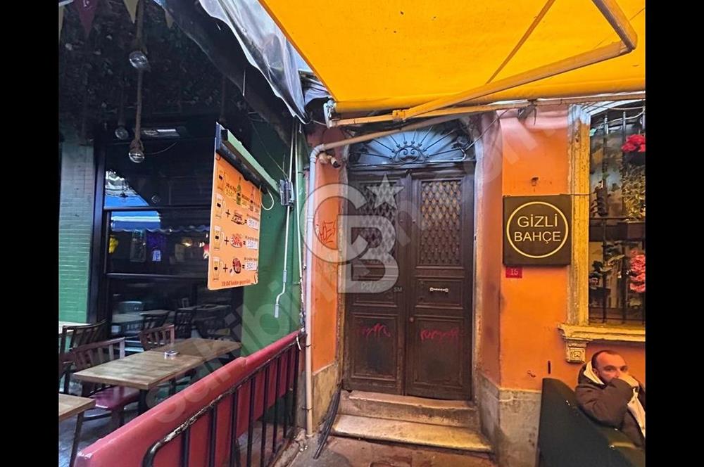 TAKSİM NEVİZADE DE SATILIK KOMPLE BİNA