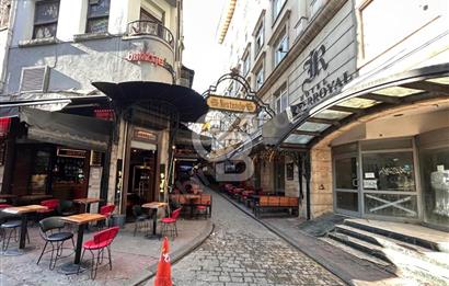 TAKSİM NEVİZADE DE SATILIK KOMPLE BİNA