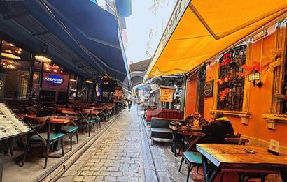 TAKSİM NEVİZADE DE SATILIK KOMPLE BİNA