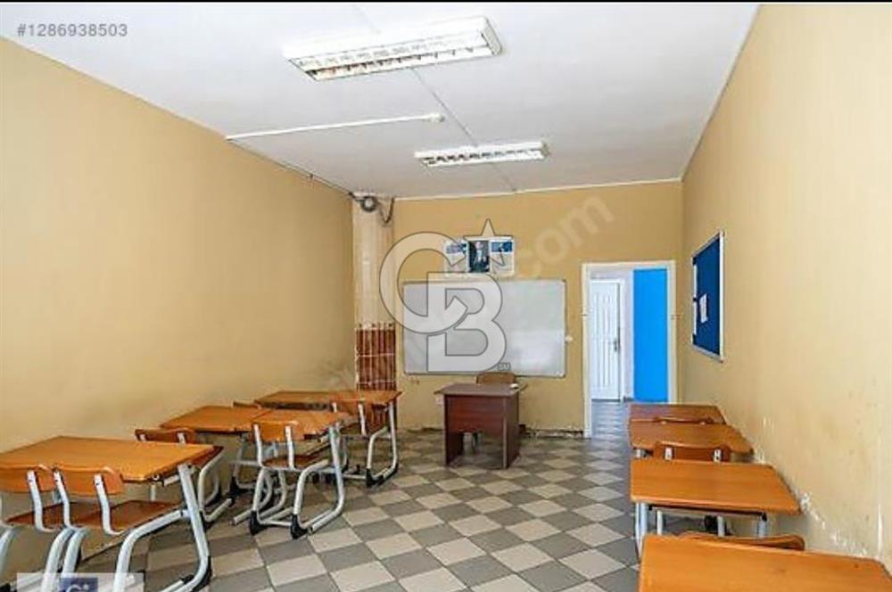 BÜYÜKÇEKMECE DE E-5 CEPHELİ SATILIK KOMPLE BİNA