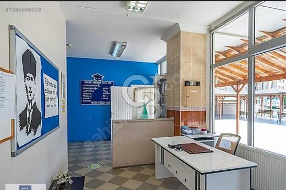 BÜYÜKÇEKMECE DE E-5 CEPHELİ SATILIK KOMPLE BİNA