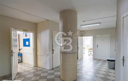 BÜYÜKÇEKMECE DE E-5 CEPHELİ SATILIK KOMPLE BİNA