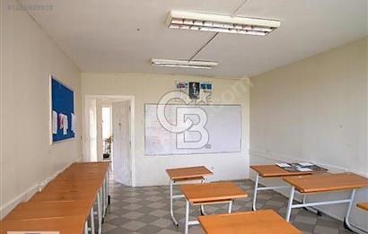 BÜYÜKÇEKMECE DE E-5 CEPHELİ SATILIK KOMPLE BİNA