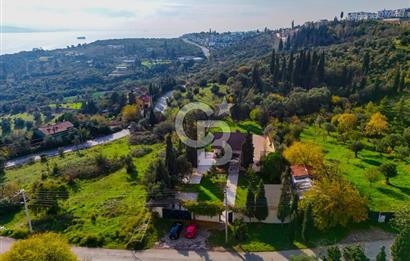 Eskihisar Topçularda 2178 m² Arsa içinde 3 katlı Müstakil Villa