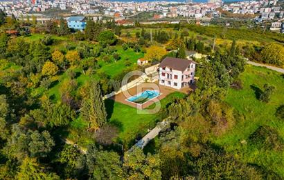 Eskihisar Topçularda 2178 m² Arsa içinde 3 katlı Müstakil Villa