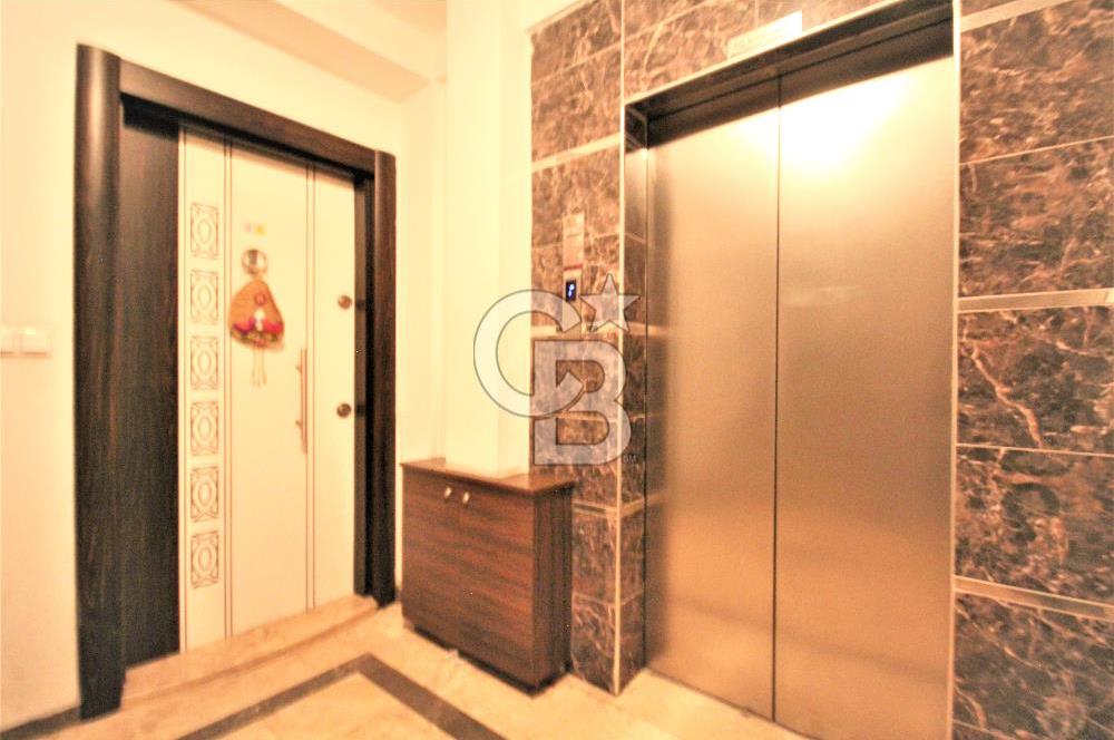 EDREMİT KADIKÖY'DE, CADDE ÜSTÜNDE, ÖN CEPHE, GENİŞ 3+1 DAİRE