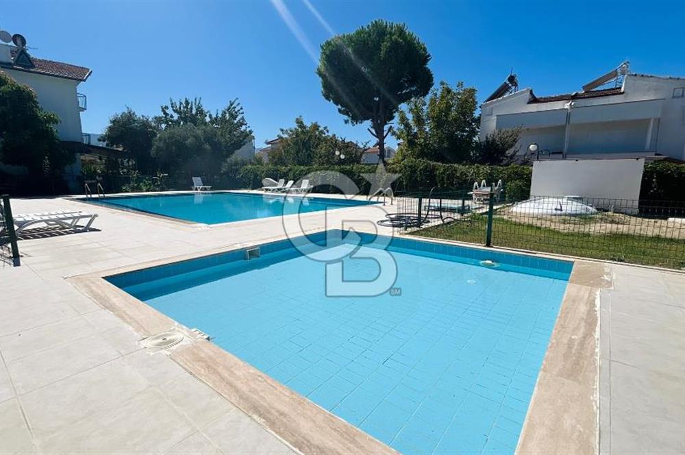 KUŞADASI'NDA SATILIK VİLLA HAVUZLU TRİPLEKS 4+1