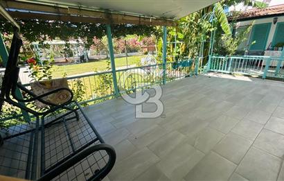 KUŞADASI'NDA SATILIK VİLLA HAVUZLU TRİPLEKS 4+1