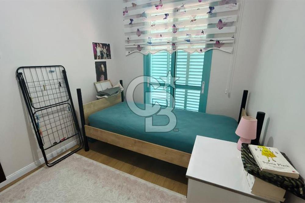 KUŞADASI'NDA SATILIK VİLLA HAVUZLU TRİPLEKS 4+1