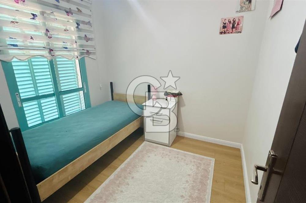 KUŞADASI'NDA SATILIK VİLLA HAVUZLU TRİPLEKS 4+1