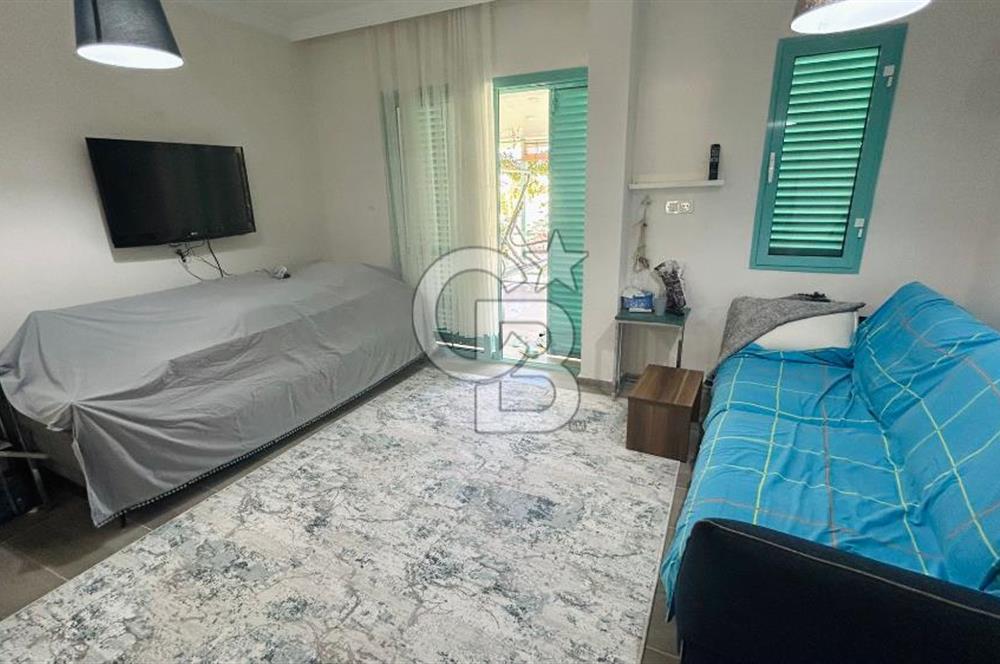 KUŞADASI'NDA SATILIK VİLLA HAVUZLU TRİPLEKS 4+1