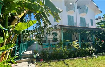 KUŞADASI'NDA SATILIK VİLLA HAVUZLU TRİPLEKS 4+1