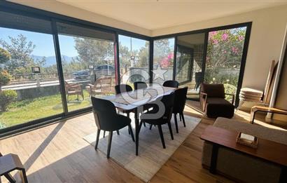 KUŞADASI'NDA SATILIK DENİZ MANZARALI 3+1 TRIPLEKS HAVUZLU VİLLA