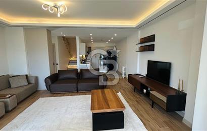 KUŞADASI'NDA SATILIK DENİZ MANZARALI 3+1 TRIPLEKS HAVUZLU VİLLA