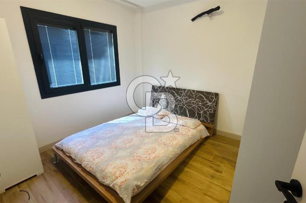 KUŞADASI'NDA SATILIK DENİZ MANZARALI 3+1 TRIPLEKS HAVUZLU VİLLA