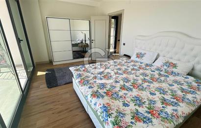 KUŞADASI'NDA SATILIK DENİZ MANZARALI 3+1 TRIPLEKS HAVUZLU VİLLA